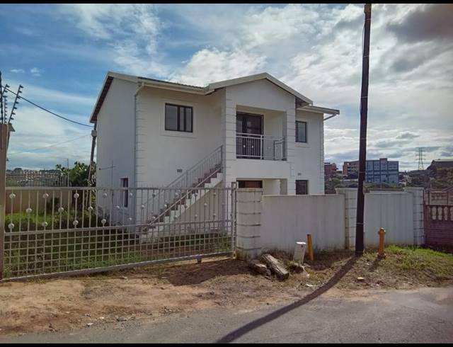 6 BEDROOM HOUSE FOR SALE IN WESTCLIFF